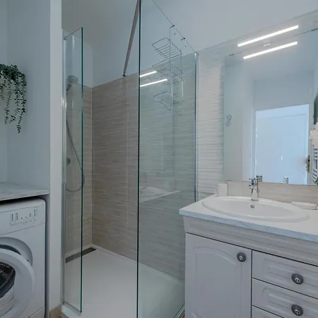 Pine's Mansion-1 By Interhome Apartment *